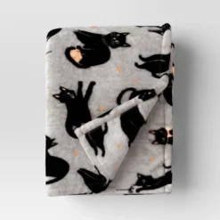 Plush Throw Blanket - Hyde And EEK! Boutique™ -Northlight Sale GUEST 3f5424b6 a004 4421 99a3 d38272855706